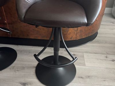Bar and Kitchen Stools