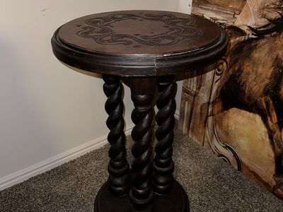 Vintage Dark Wood Round Accent Table with Barley Twist Legs and Carved Top