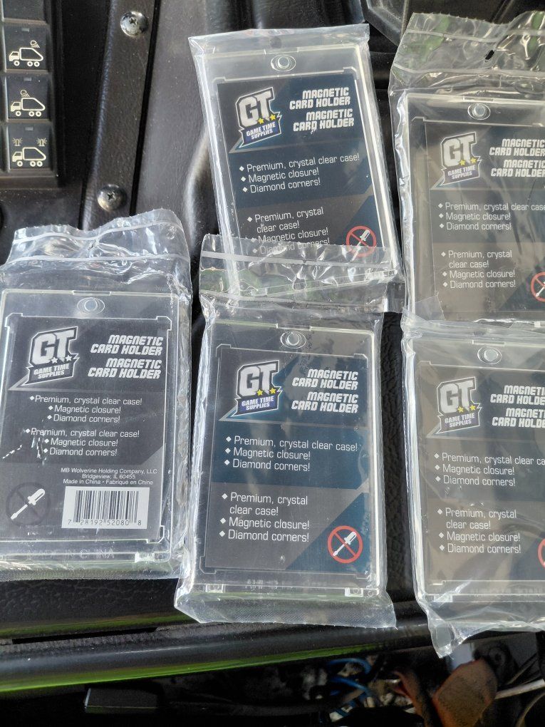 Game Time Supplies Magnetic Card Holders Clear Cases Lot of 5