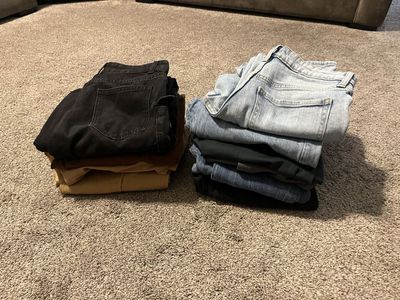 10 women’s pants size 2-4