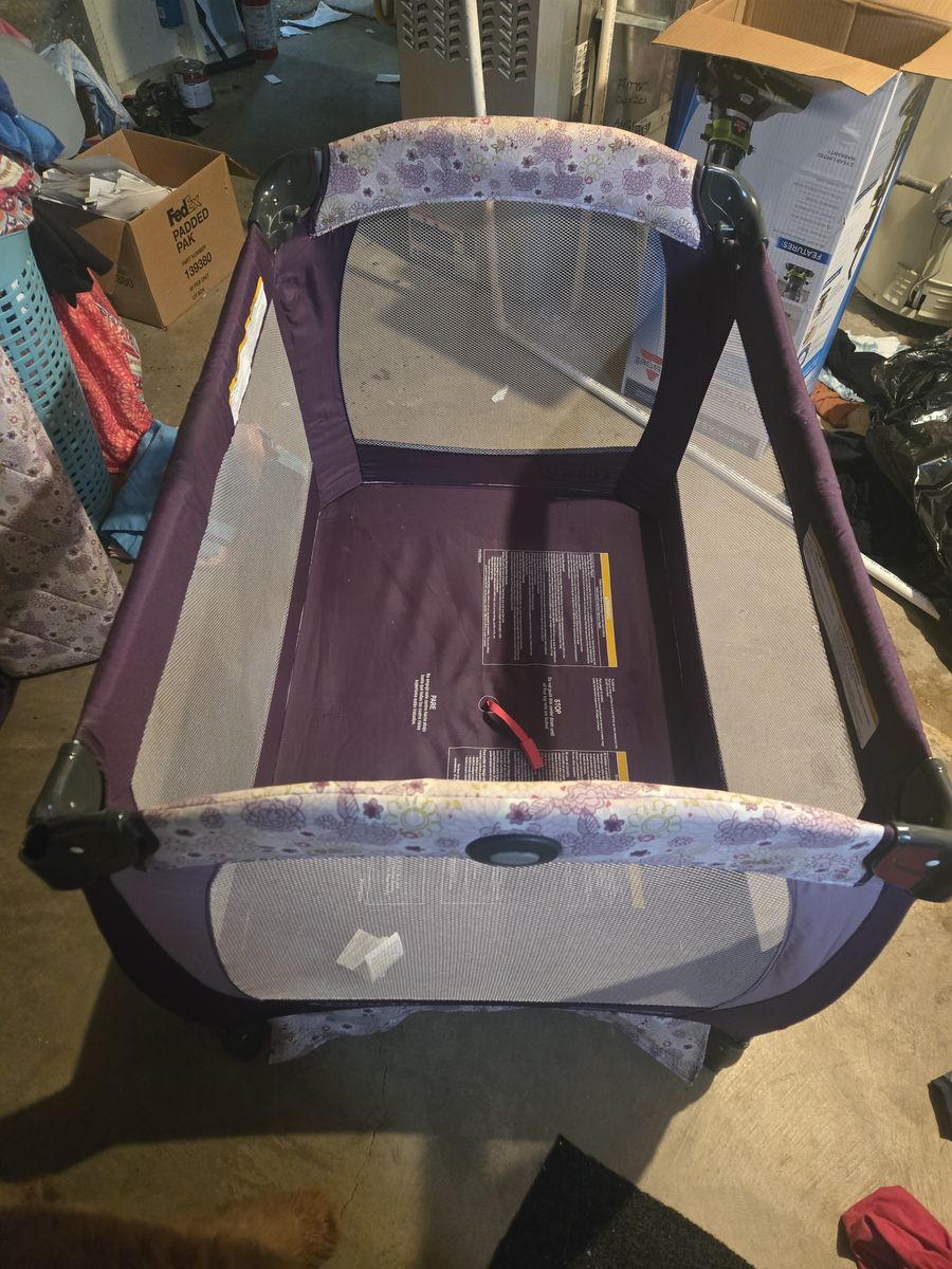 Baby Trend Playpen