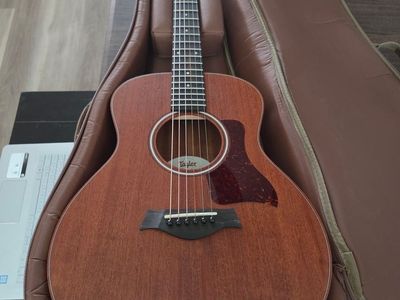 Taylor GSmini acoustic guitar - mahogany