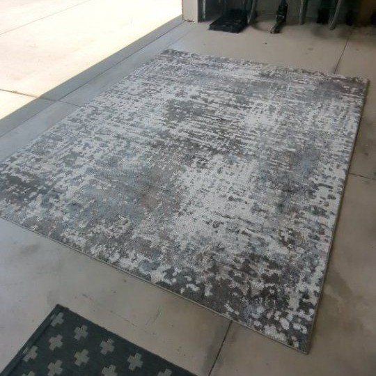 Brand New 10ft x 8ft Rug