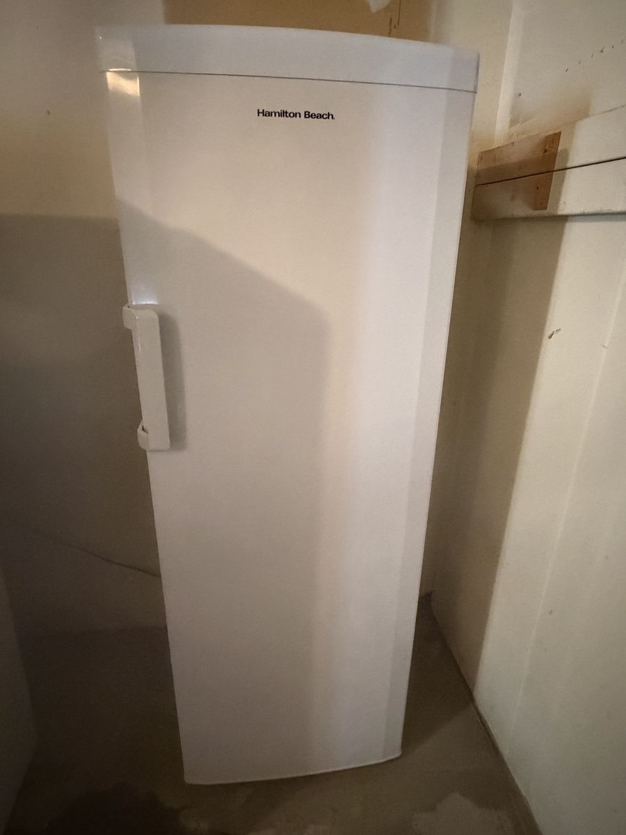 Hamilton Beach Stand up Freezer with Drawers- Sale Pending!