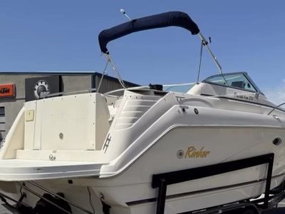 2001 Rinker Fiesta Vee 270 Cruiser - 496 Mercruiser, Bravo One Outdrive