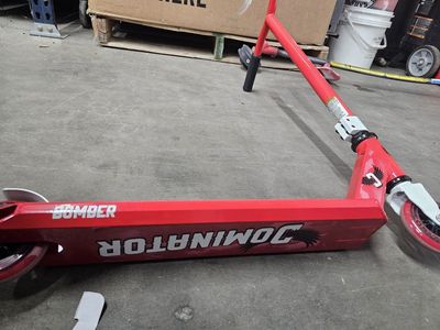 Dominator Scooters Bomber Red/White Freestyle Stunt Scooter