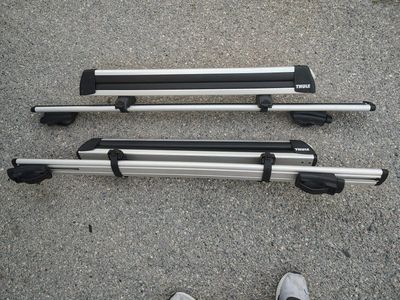 THULE OEM ROOF RACK 55" WITH SKI RACKS 37"