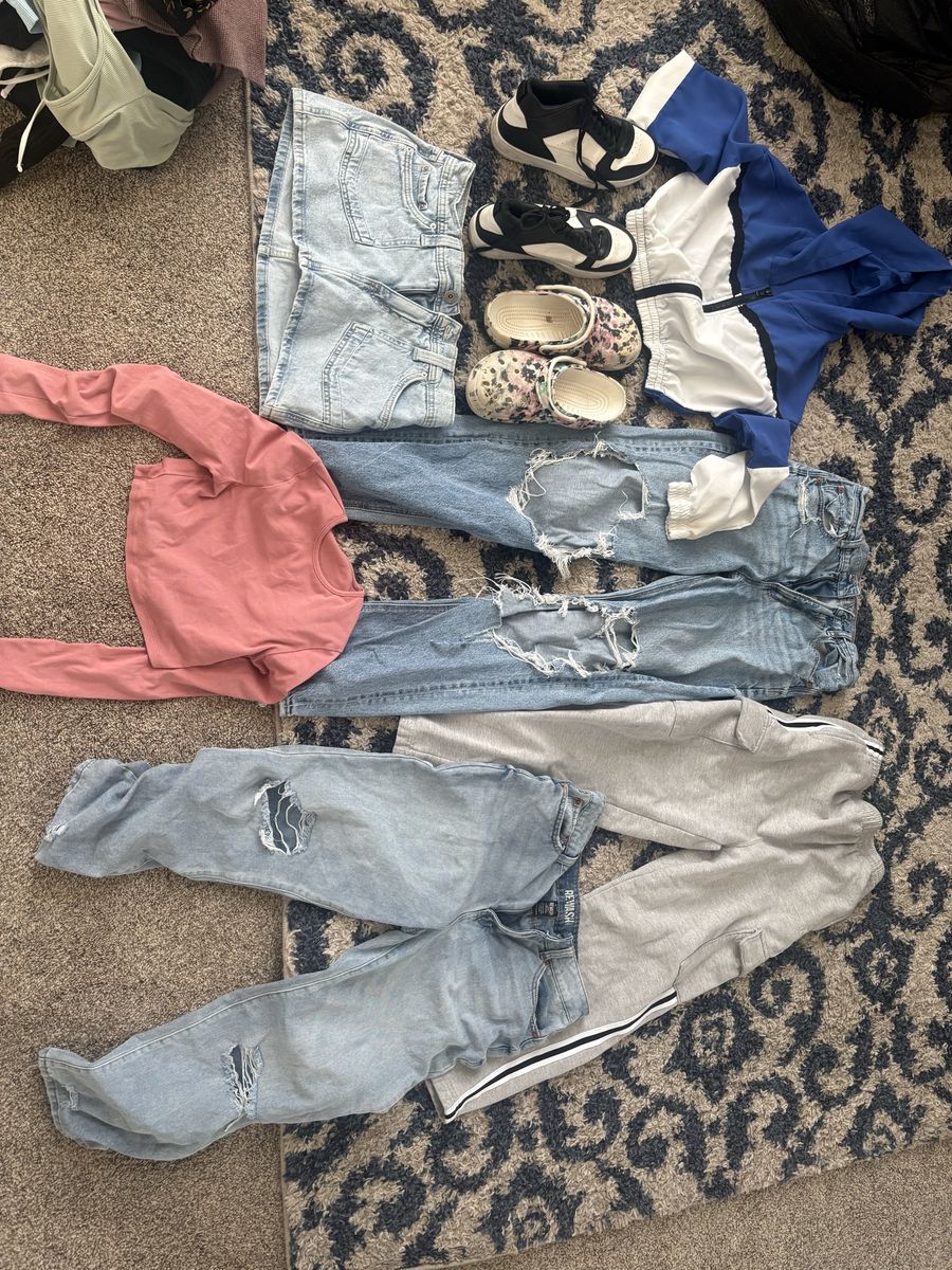 Women’s Clothes Bundle – Small/Medium (3 Bags)