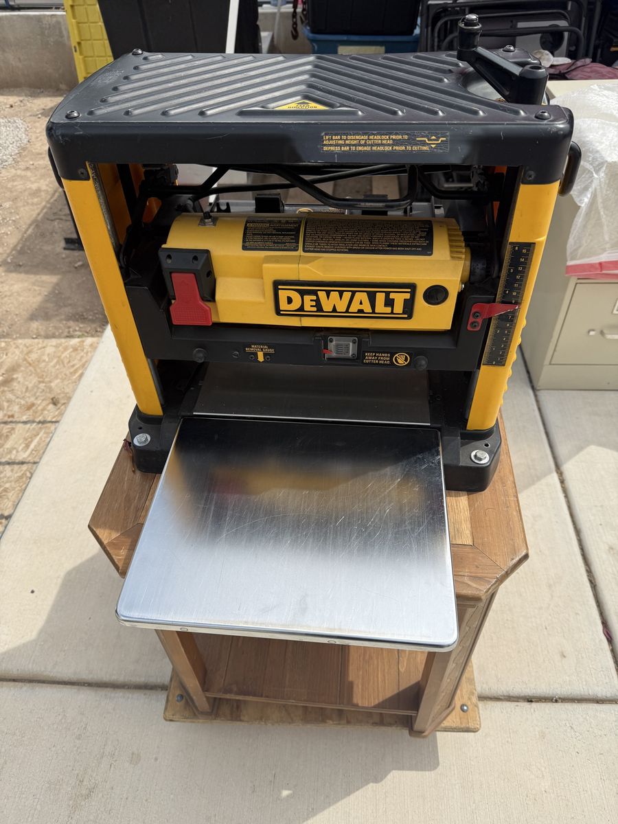 Dewalt planer