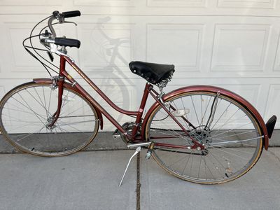Vintage Schwinn Ladies 10-speed
