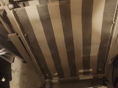 pool longe chairs 2 chairs 10 dollars each