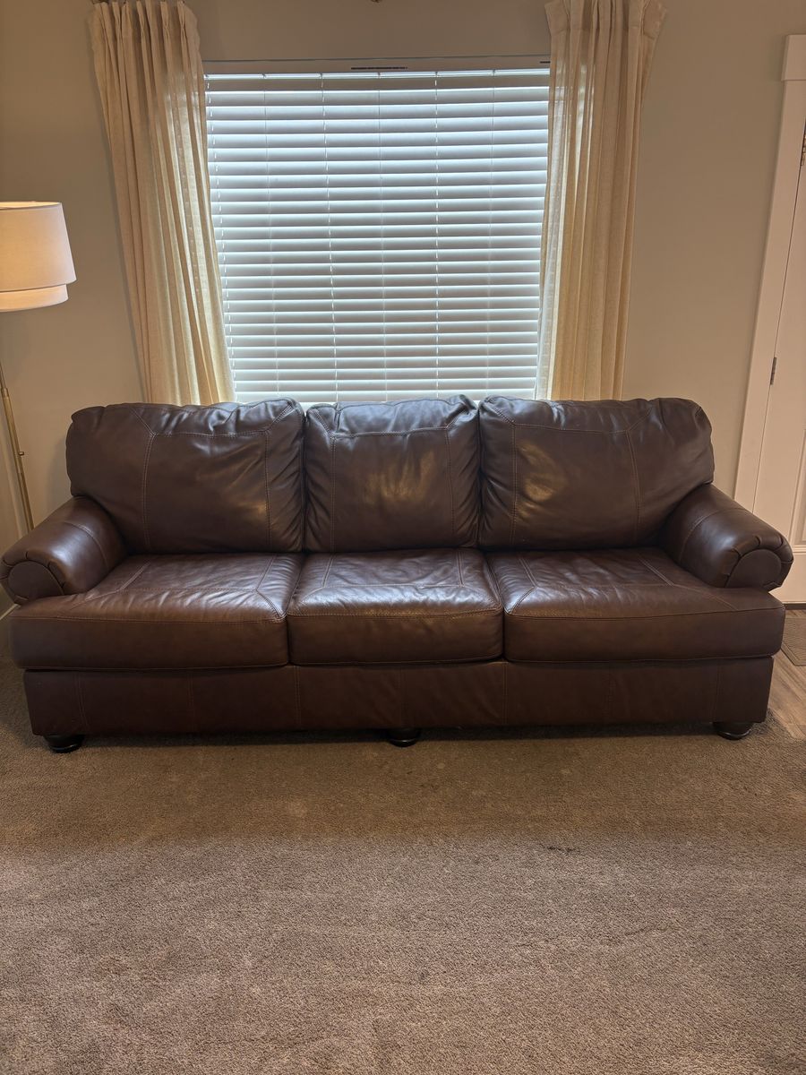 Brown Leather Sofa - Comfortable 3-Seater Couch