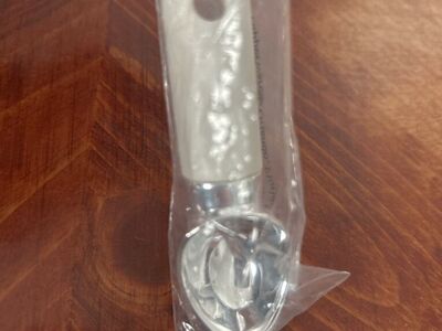 New TUPPERWARE Ice Cream Scoop Magnet