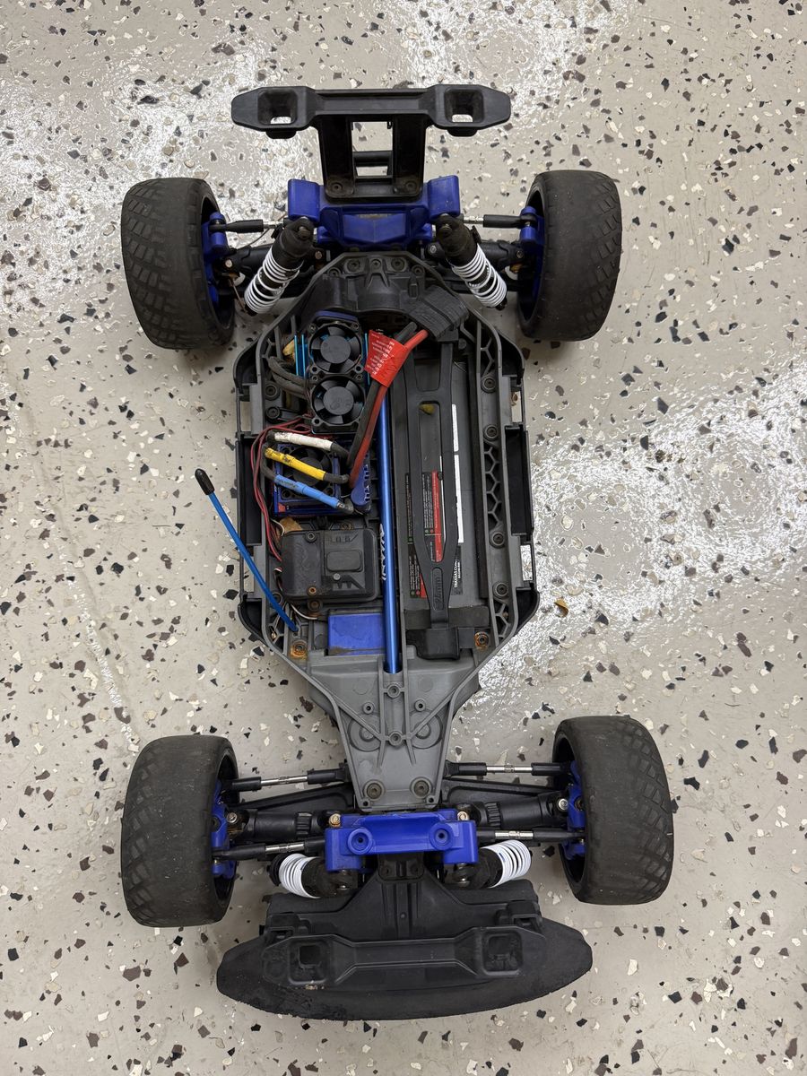 Main image 6