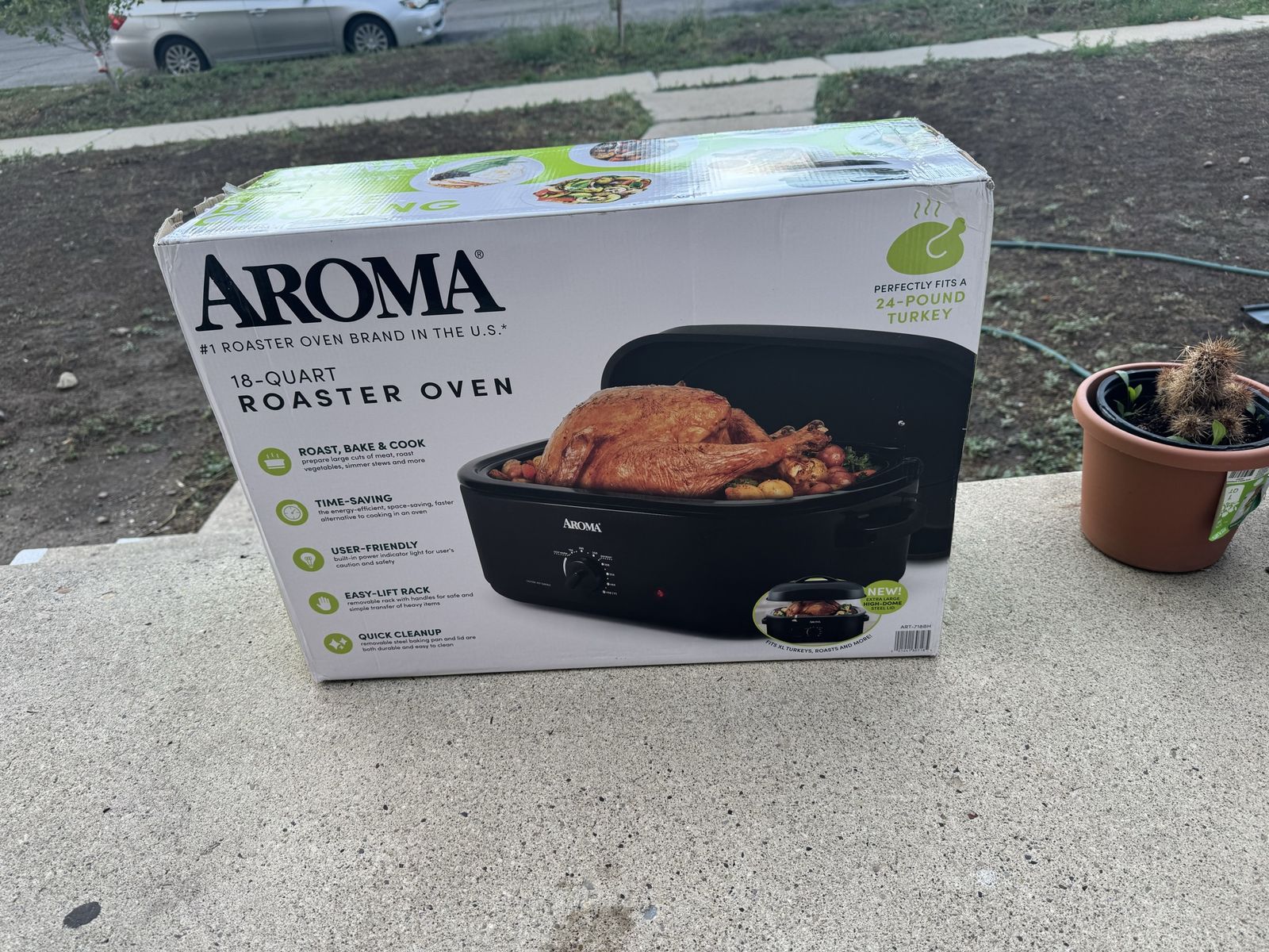 New Aroma 18-Quart Roaster Oven Black - ART-718BH