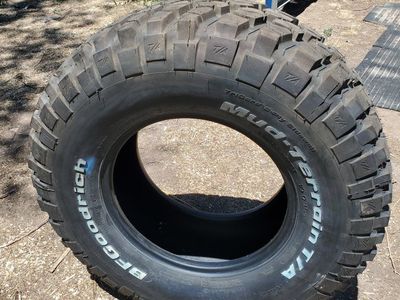 BFGoodrich Mud-Terrain 35x12.5/17 (one)