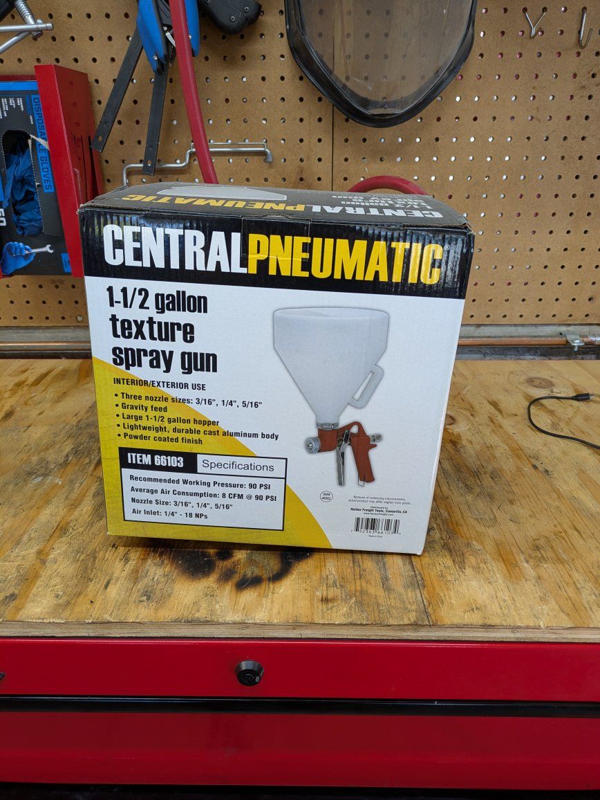 Central Pneumatic 1-1/2 Gallon Texture Spray Gun - Gravity Feed, 3 Nozzle Sizes, Item 66103