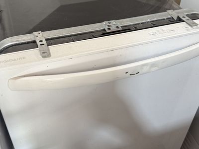Frigidaire White Built-In Dishwasher - Standard Size