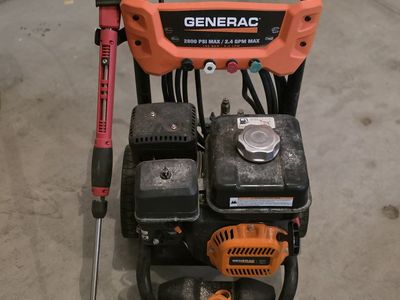 Generac 2800 PSI 2.4 GPM Gas Pressure Washer