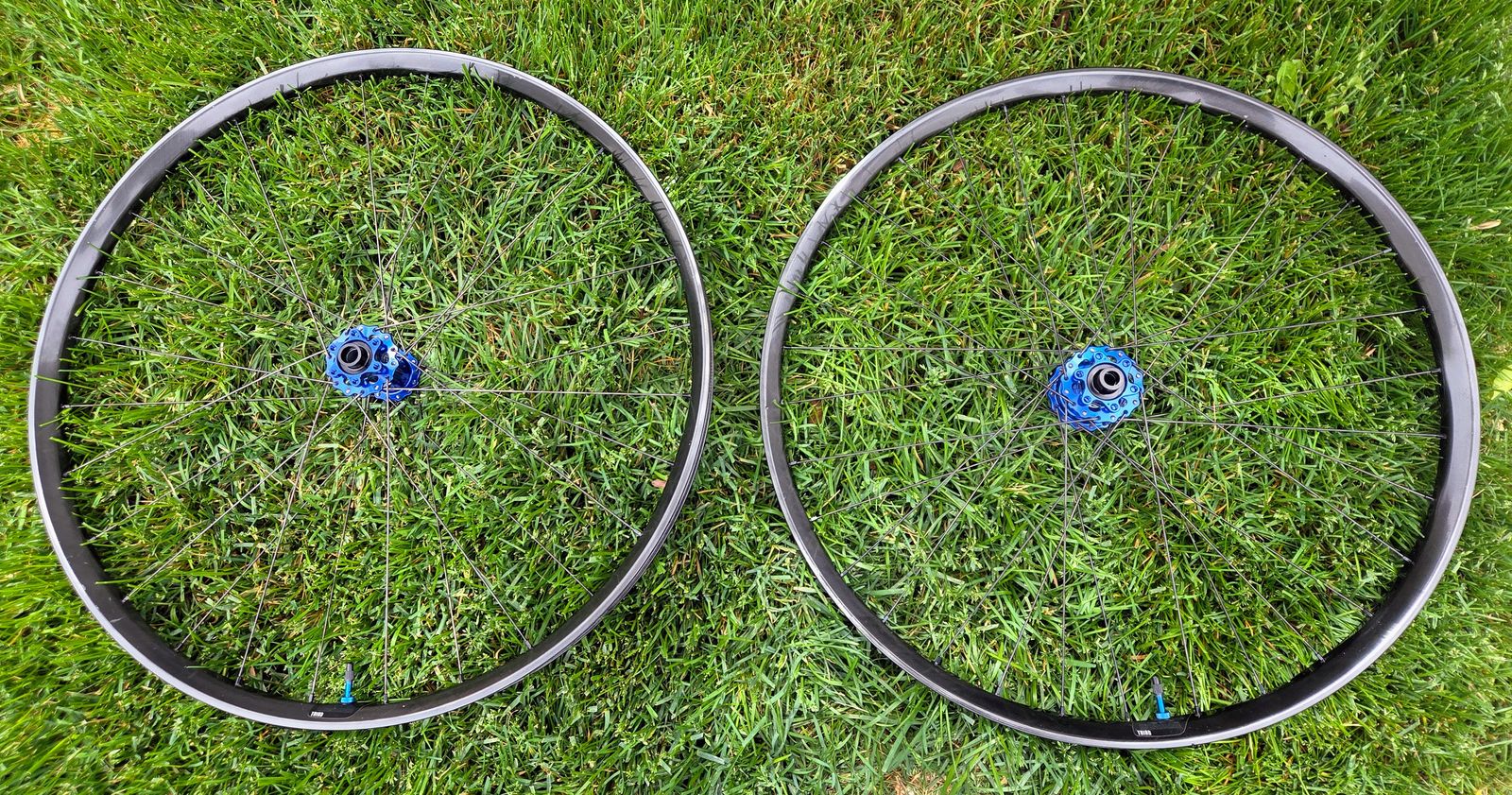 Industry Nine Triad / Hydra 2 Carbon Mountain Bike Wheelset