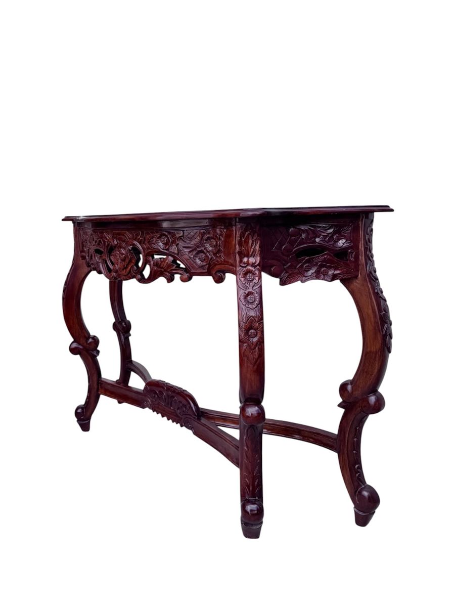 Main image 4