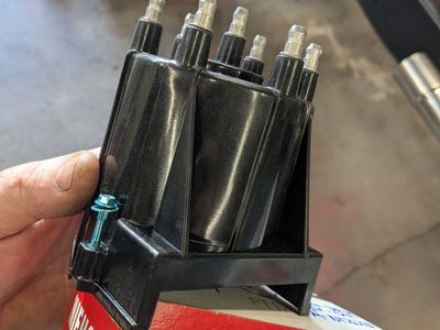Chevy 4.3l engine distributor cap truck s10 s15