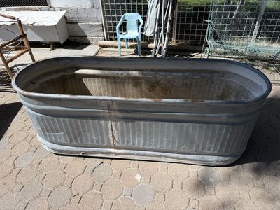 Large Galvanized Metal Stock Tank Planter/Water Trough - Farmhouse Decor