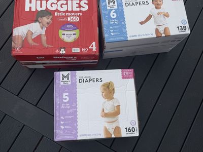 New Sealed Diaper Bundle – Huggies & Member’s Mark Sizes 4, 5 & 6 (458 Total Diapers) $135 value