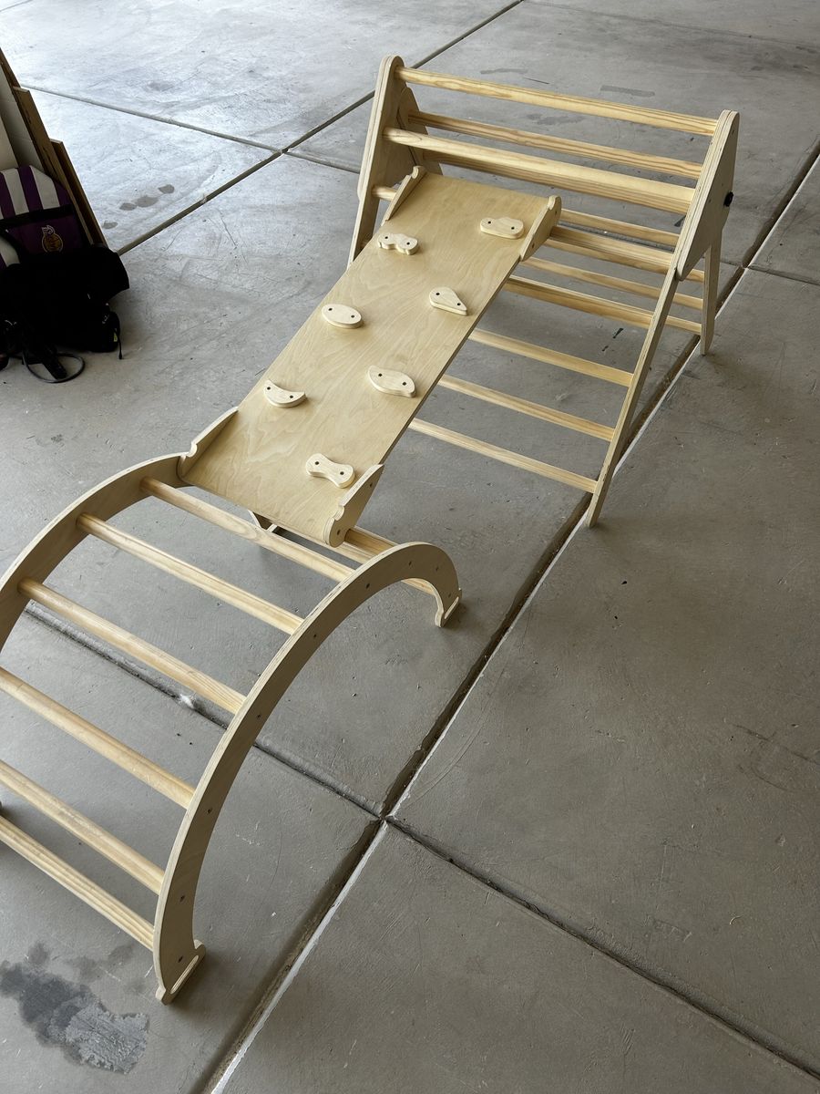 Wood climbing gym for kids