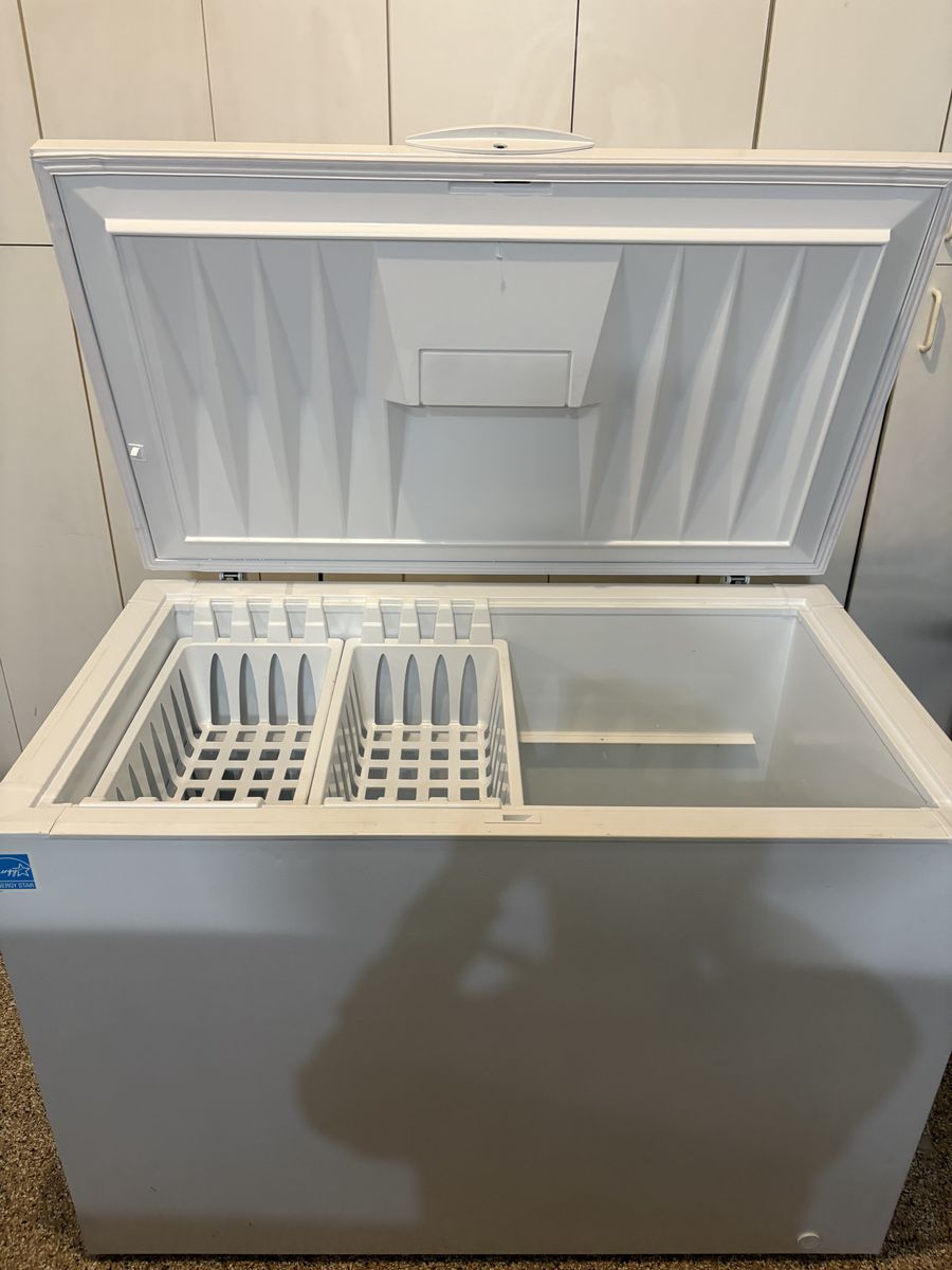 16 cuft Frigidaire Chest Freezer