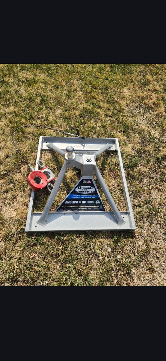 Andersen Hitches Ultimate Connection 5th Wheel Trailer Hitch (Used)