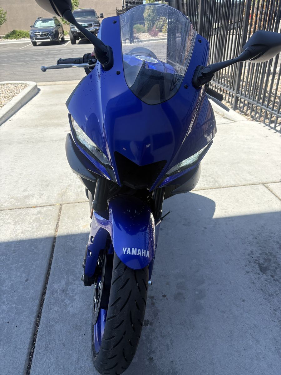 2024 Yamaha R3 Blue Motorcycle - Used, Excellent Condition under 700 miles