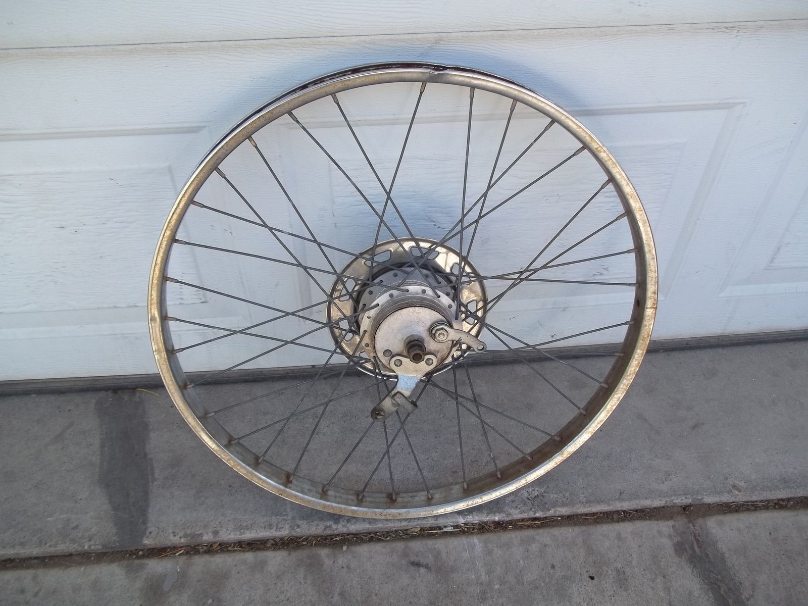 Vintage Schwinn Drum Brake in a 26" rim