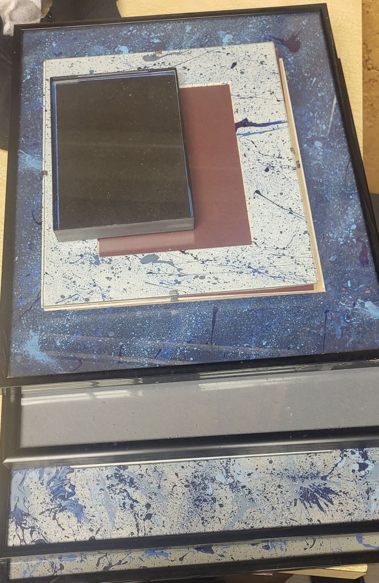 Free picture frames