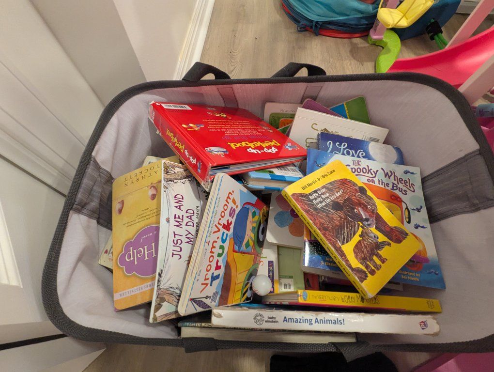 Lot of Children's Books: "Baby Bear, What Do You See?", "Vroom, Vroom, Trucks!", and more