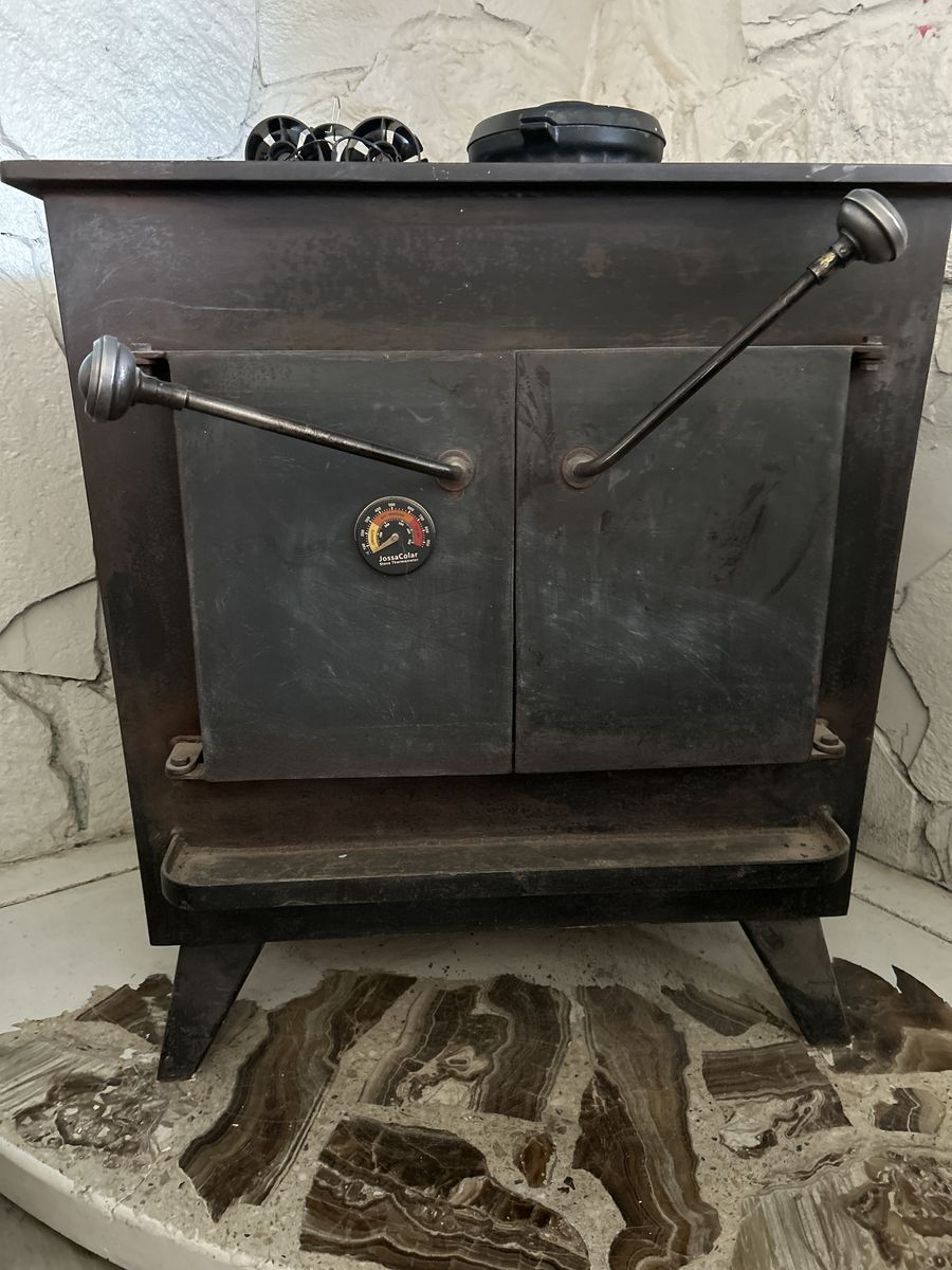 30” rear vent wood stove w/accessories