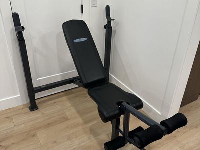 Adjustable Olympic weight bench