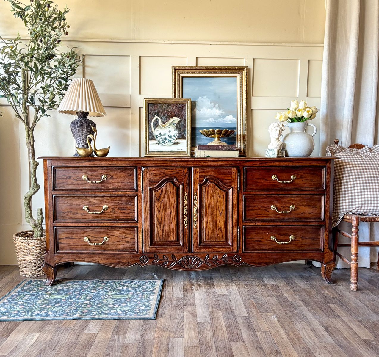 *FREE DELIVERY* Vintage French Provincial Credenza