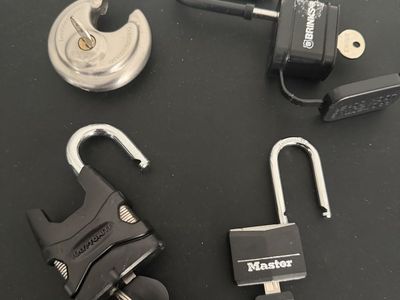 Assorted Lock Lot of 4 - Brinks, Master Lock, Kryptonite & Disc Lock with Keys