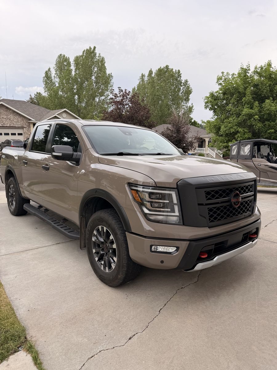2024 Nissan Titan PRO-4X