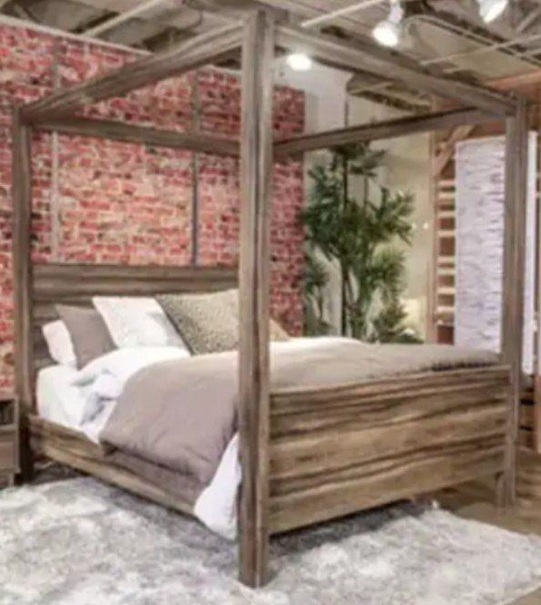 Ashley Furniture Shallifer Queen Canopy Bed