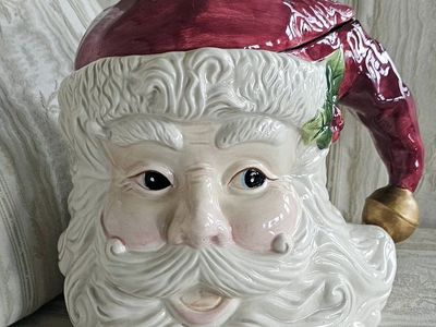 Vintage Ceramic Santa Claus Face Cookie Jar with Red Hat Lid 10"×10"