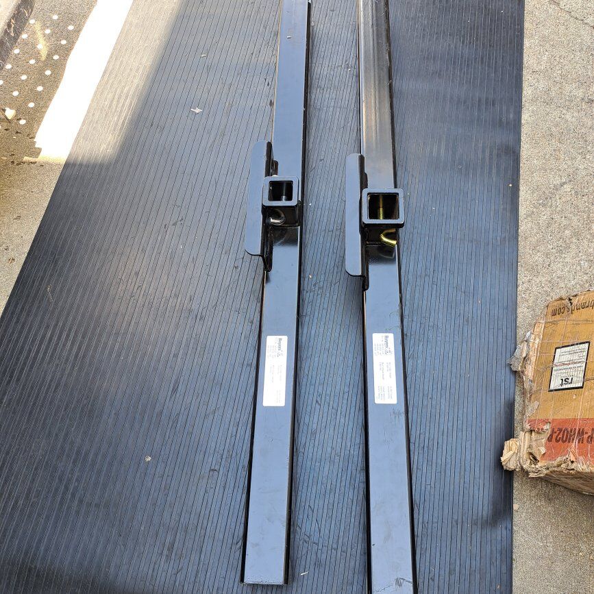 62" in universal service body hitch buyers