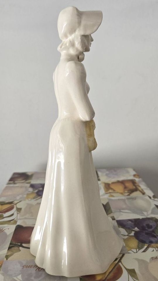 Main image 6