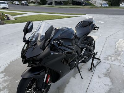 2025 Kawasaki Ninja ZX10-R
