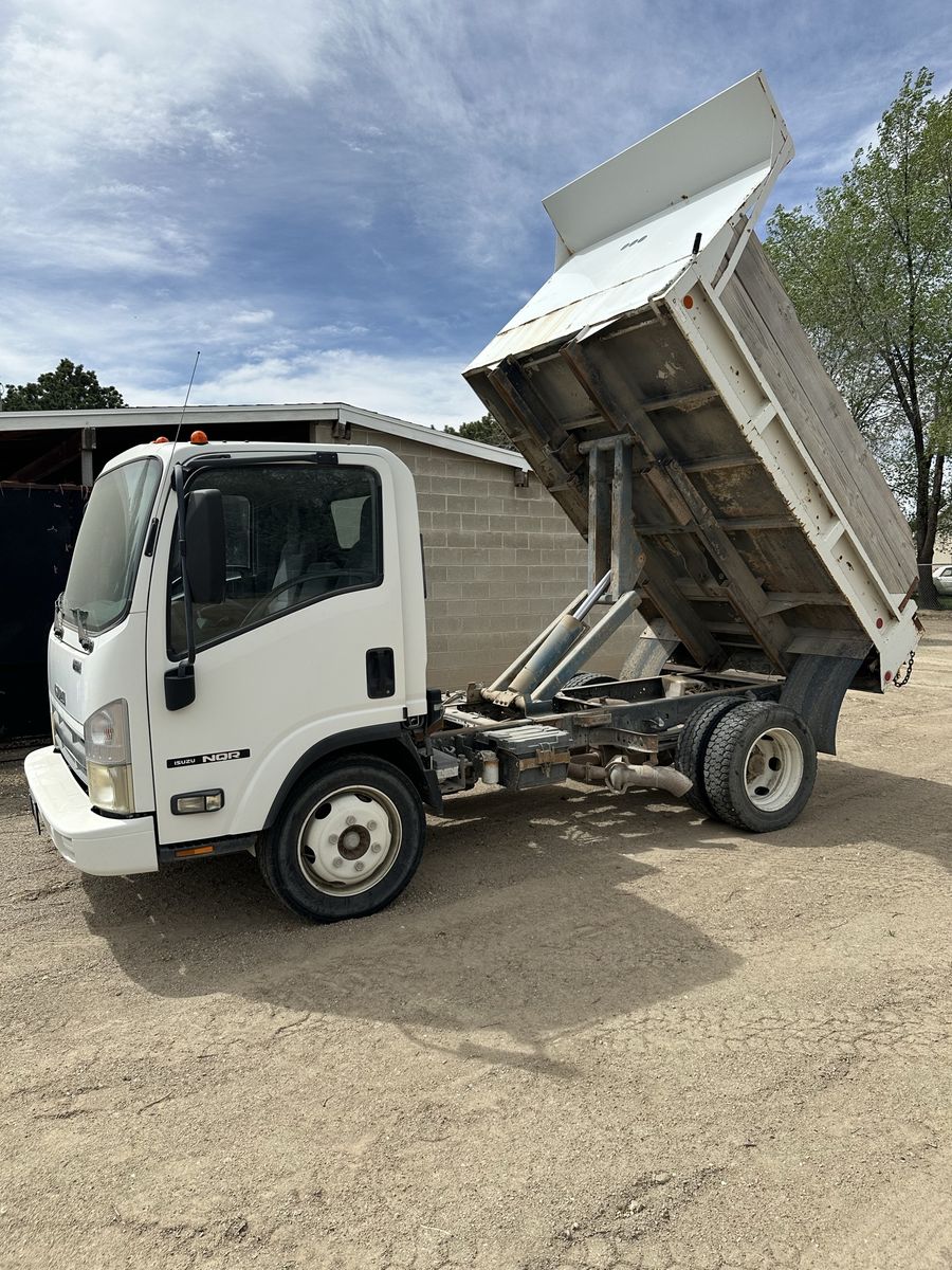2008 Isuzu NQR Dump Truck