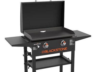 New In Box Black Stone Griddle With Hood