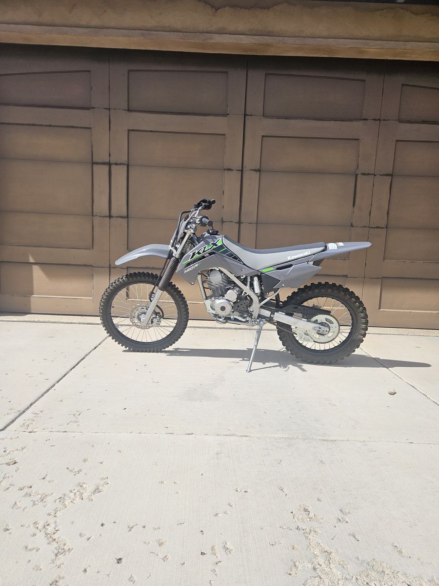 2025 Kawasaki KLX 140 RF  Big Wheel
