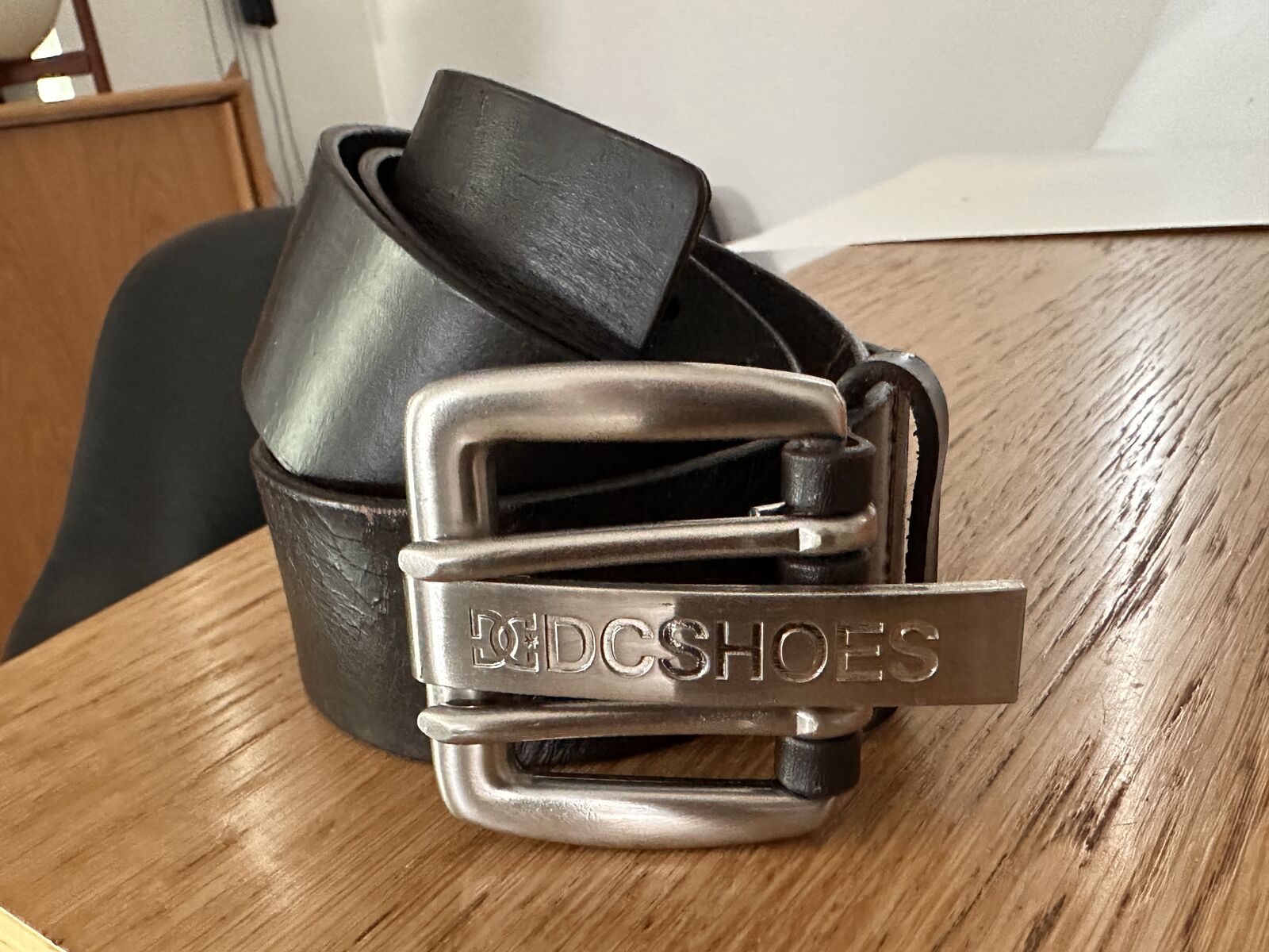 New DC Shoes Leather Belt. Size Large