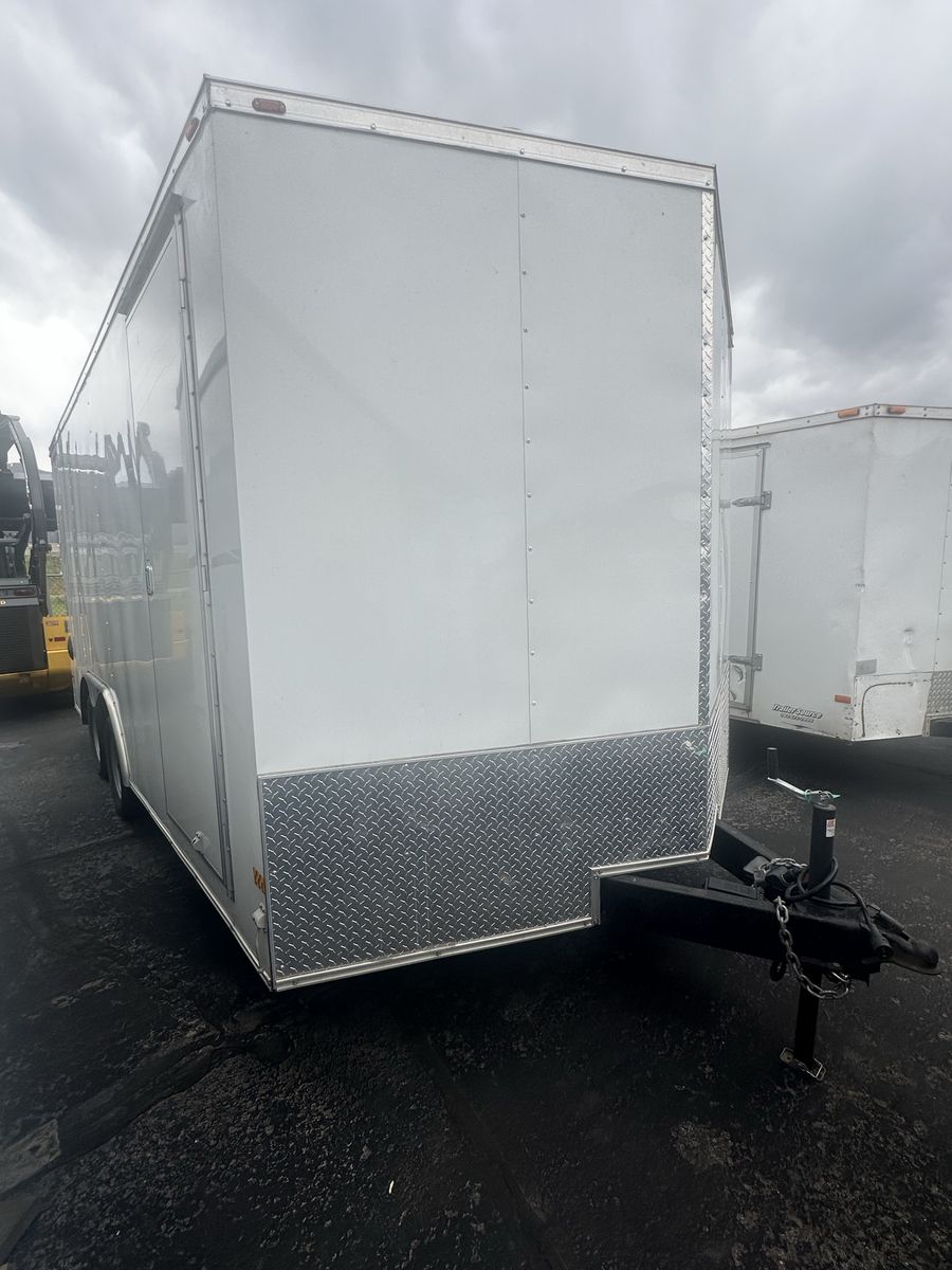 2025 8.5x16 Enclosed Trailer